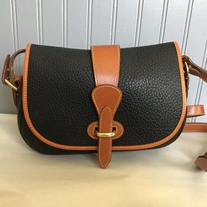 Dooney & Bourke black cross body purse